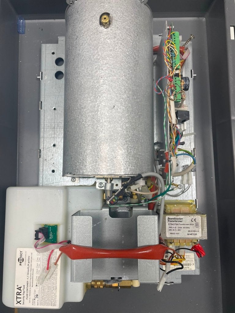 Mistkanon PROTECT 600i, Inclusief gevulde vloeistofcontainer, Installatie alarmsystemen