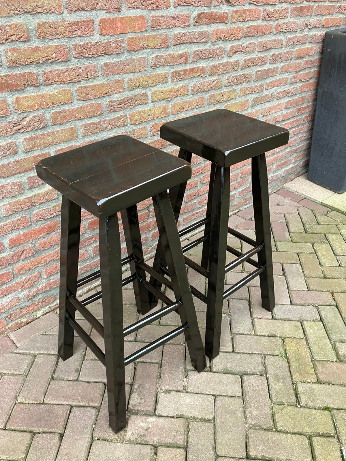 Set 2 stevige barkrukken., Huis en Inrichting, Barkrukken, 2 krukken, Ophalen, Zo goed als nieuw, 60 tot 90 cm