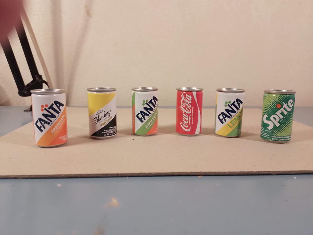 Voor verzamelaar 6 mini blikjes, Ophalen