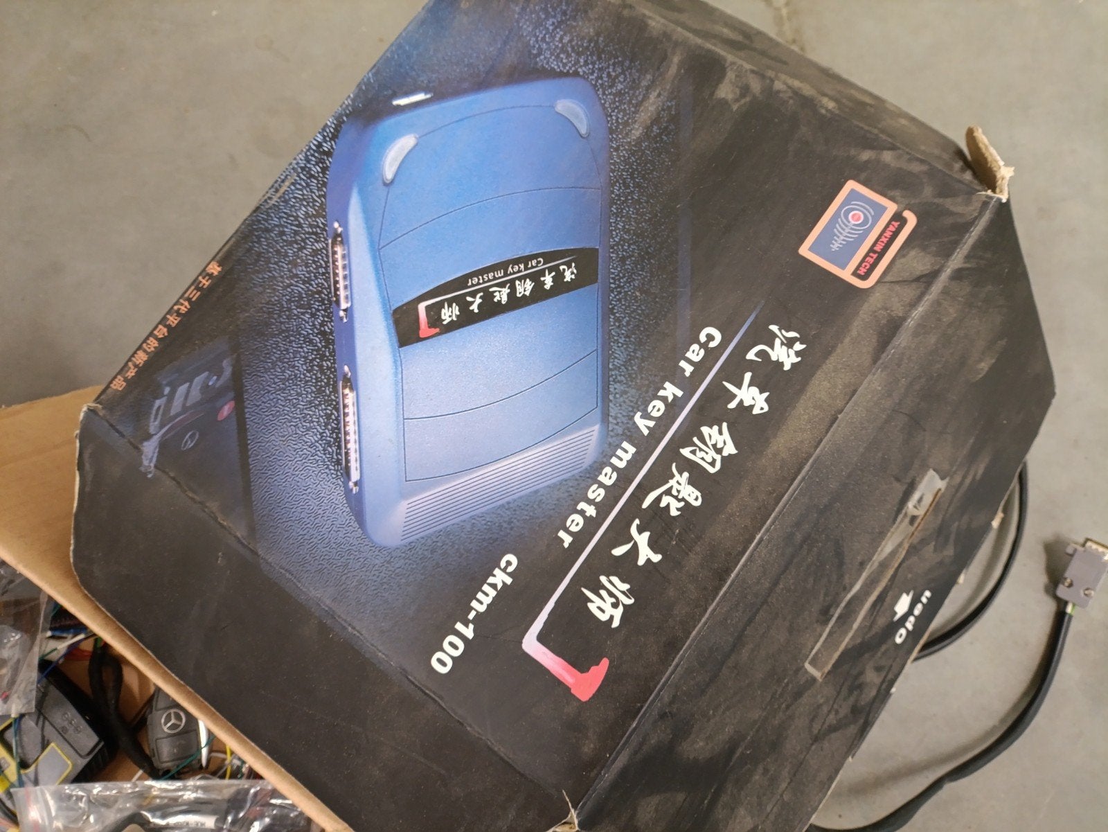 INLEER apparatuur voor diverse merken auto's, Ophalen, Carkeys, Info@carkeys.nl, Sleutel straat 1