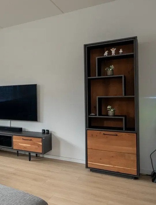XOOON Lanai hoge kast – Met verlichting - Kikarhout – 191 cm, Ophalen, Zo goed als nieuw