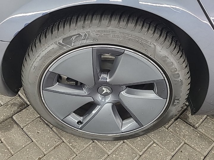 Tesla Model 3 Standard RWD Plus 90.5% SoH FACELIFT [ LFP-ACC, Auto's, Automaat, Gebruikt, Zwart, Sedan