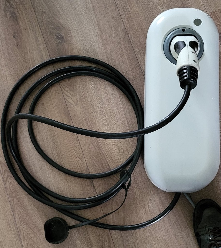 Vernieuwde Lolo, MID kWh meter, slim, 1 fase, max 32A, Ophalen of Verzenden, Zo goed als nieuw, Laadpaal