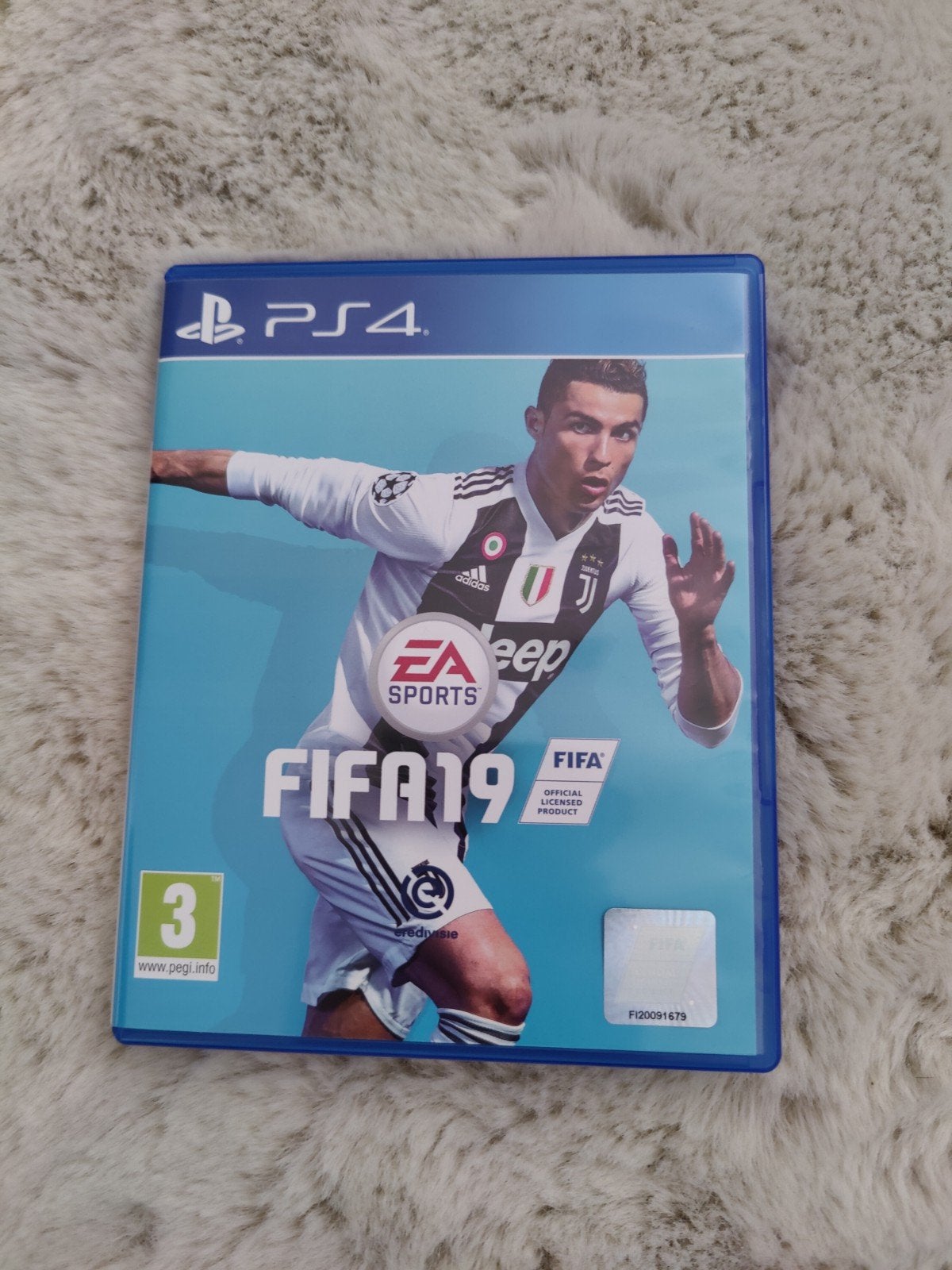 Playstation 4 spel - fifa 19, Spelcomputers en Games, Ophalen of Verzenden, Zo goed als nieuw, Sport, 3 spelers of meer