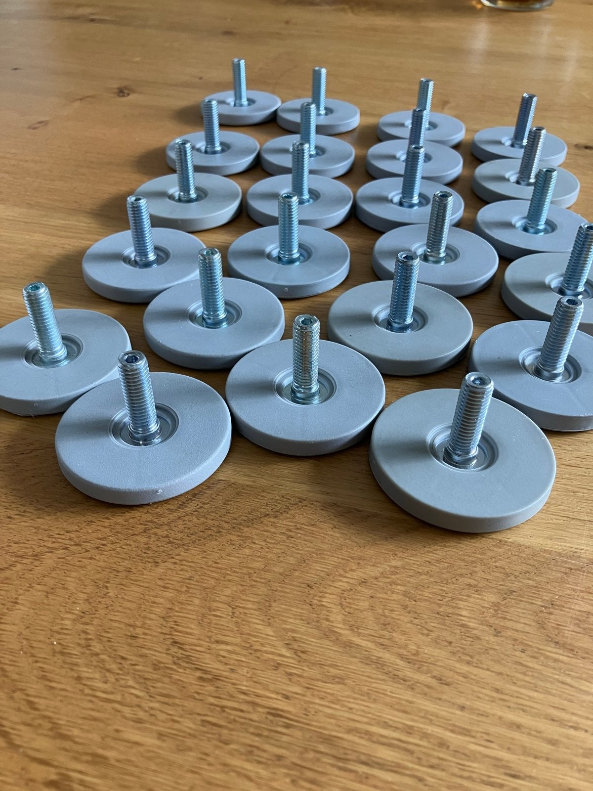 Pootjes voor IKEA Besta kasten - Grijs, Ophalen, Gebruikt