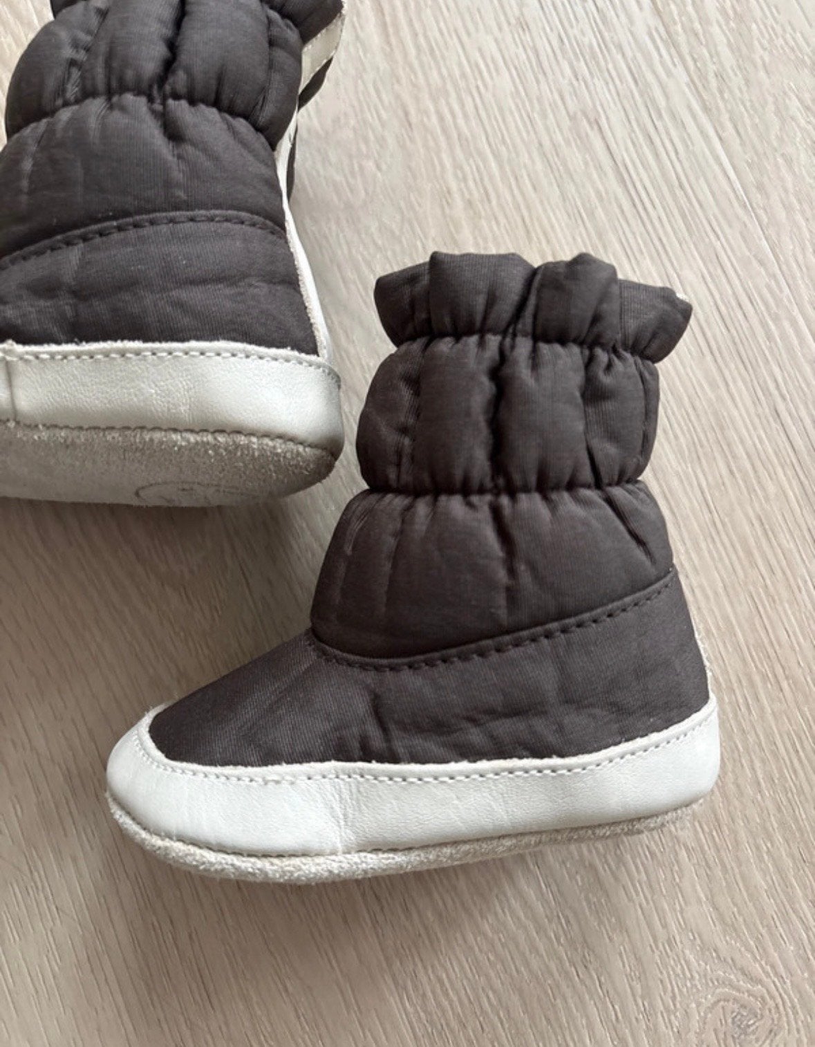 Donsje Amsterdam Skib Booties - Donkerbruin - 12-18 maanden, Ophalen of Verzenden, Zo goed als nieuw, Jongen of Meisje