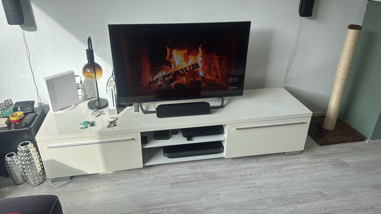 Gratis af te halen: Modern TV-meubel, Ophalen, Overige materialen, Gebruikt, 150 tot 200 cm