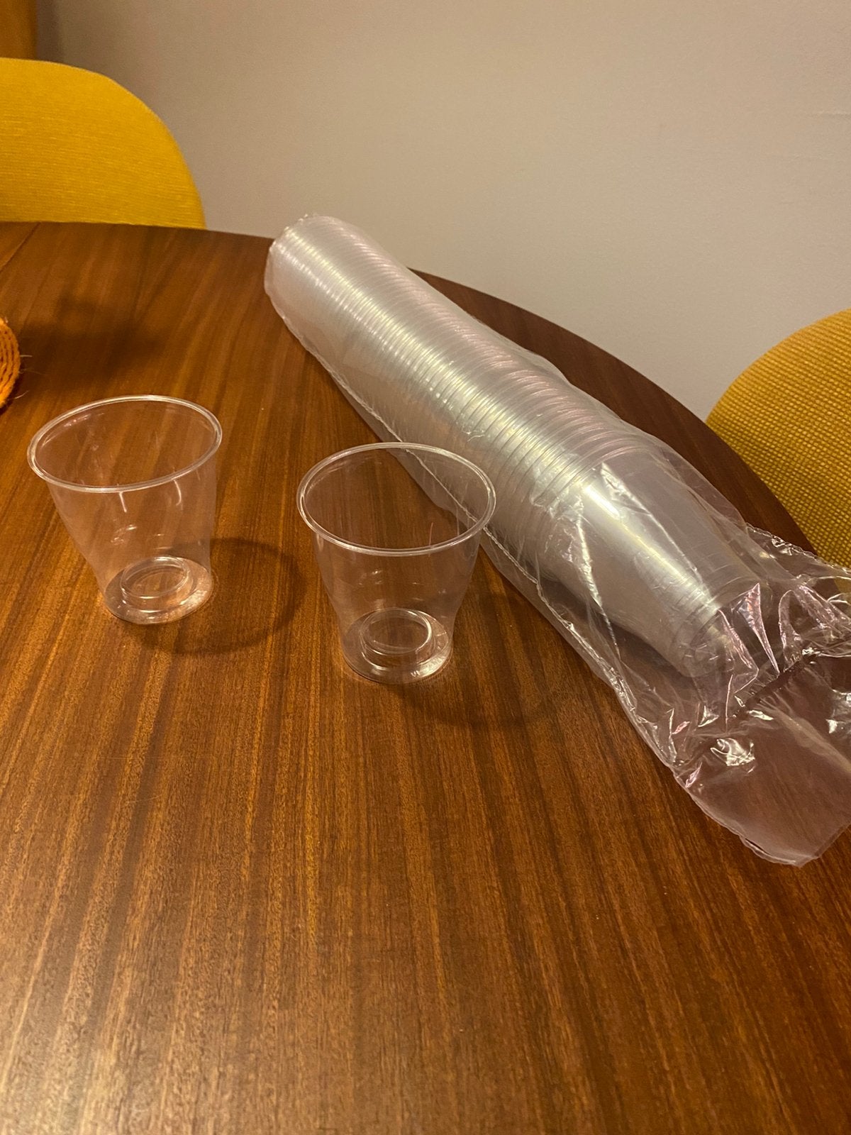 Bijna gratis wijn- of frisdrank party bekers per 100 stuks, Ophalen, Zo goed als nieuw, Overige