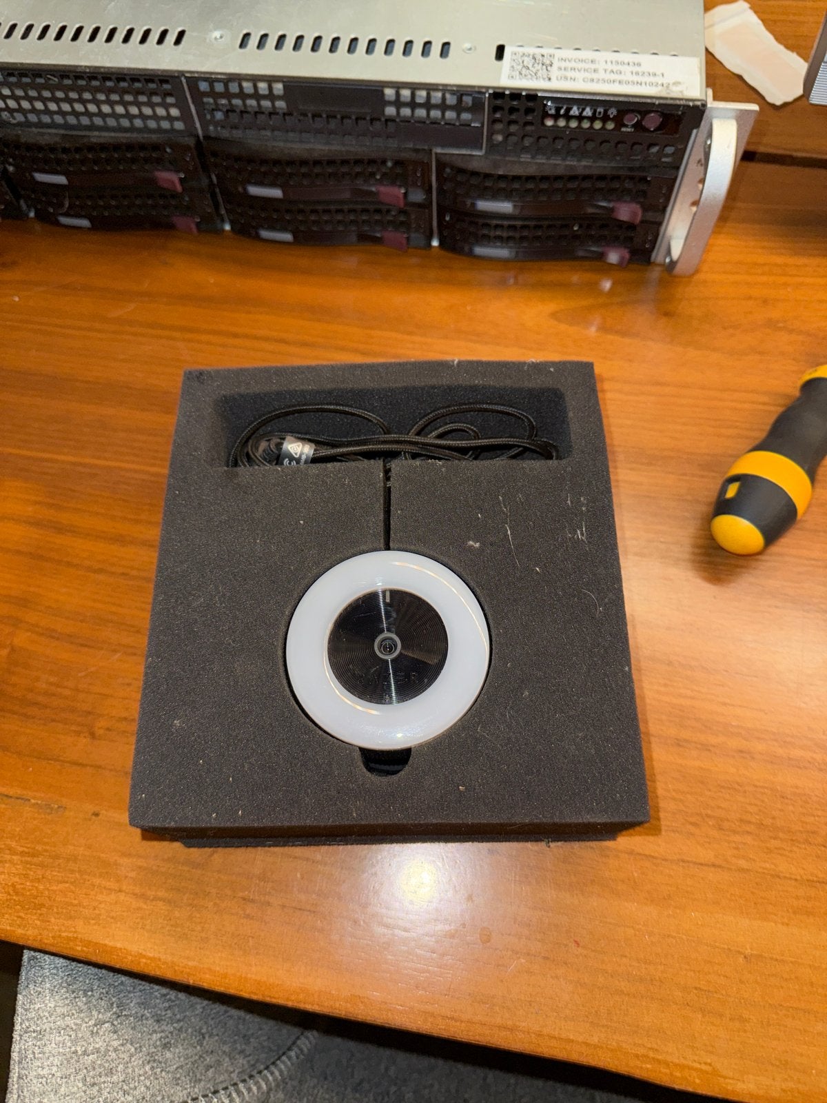 Razer Kiyo Webcam met Ringverlichting, Computers en Software, Gebruikt, Ophalen of Verzenden, Windows, Monitorclip