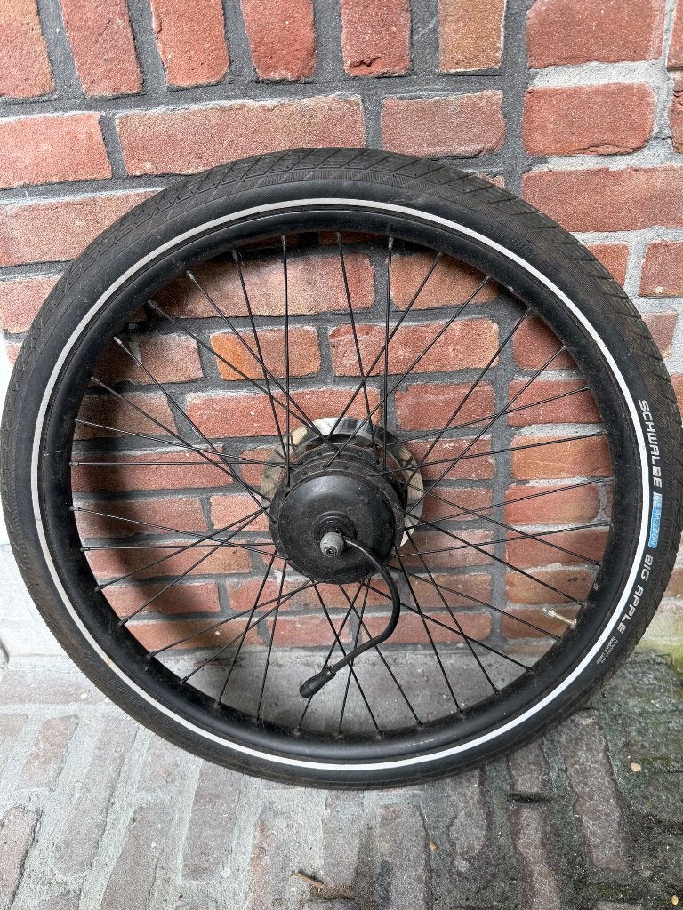 Van Moof X3 voorwiel 2x, Fietsen en Brommers, Elektrische fietsen, 51 tot 55 cm, Ophalen, Zo goed als nieuw, Overige merken