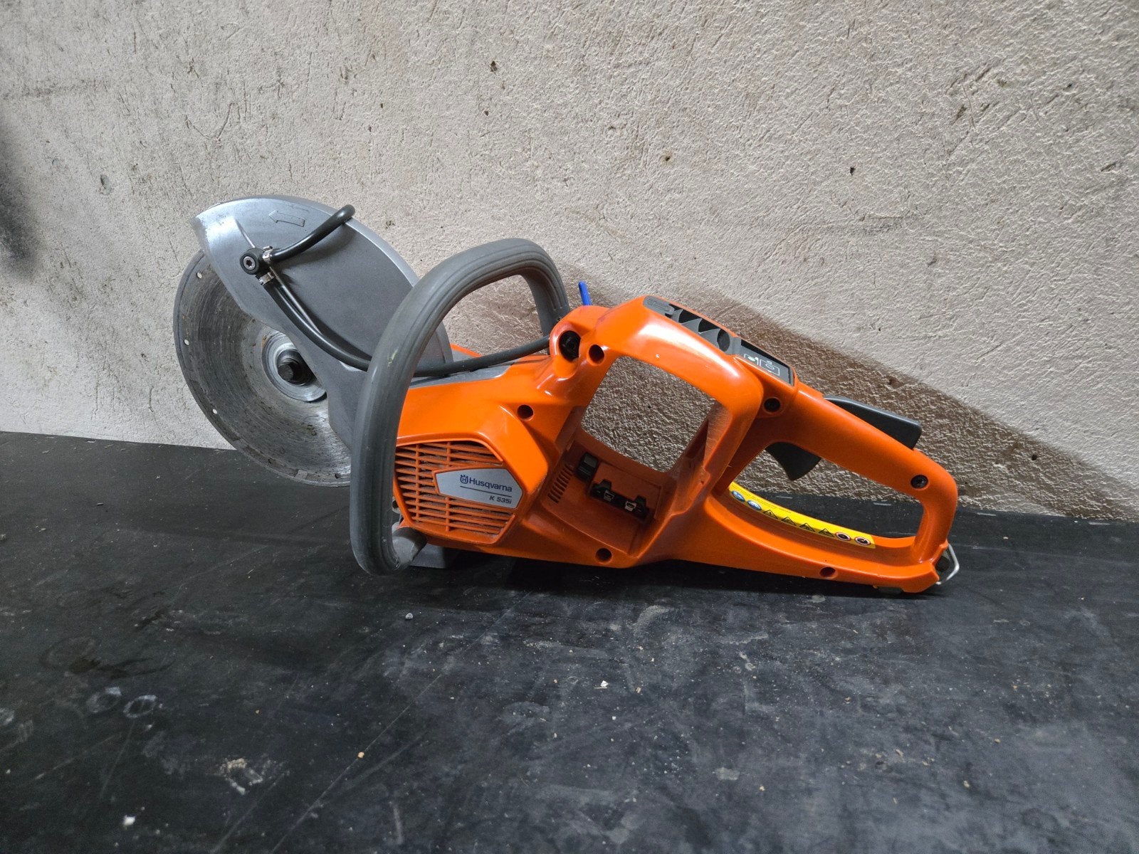Husqvarna K 535i DEMO doorslijper | Fabrieksgarantie K535i, Husqvarna K535i accu bandenzaag, Ophalen of Verzenden, Zo goed als nieuw
