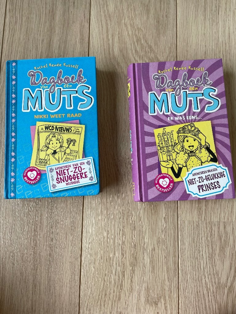 Jeugdboeken, Ophalen of Verzenden, Gelezen, Rachel Renée Russell