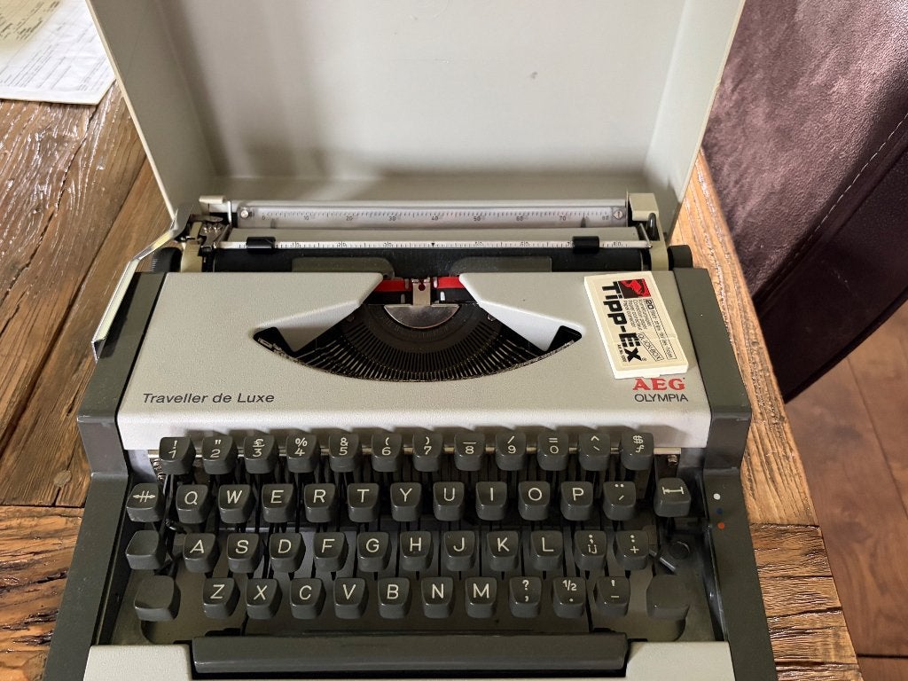 Typemachine, Ophalen, Zo goed als nieuw