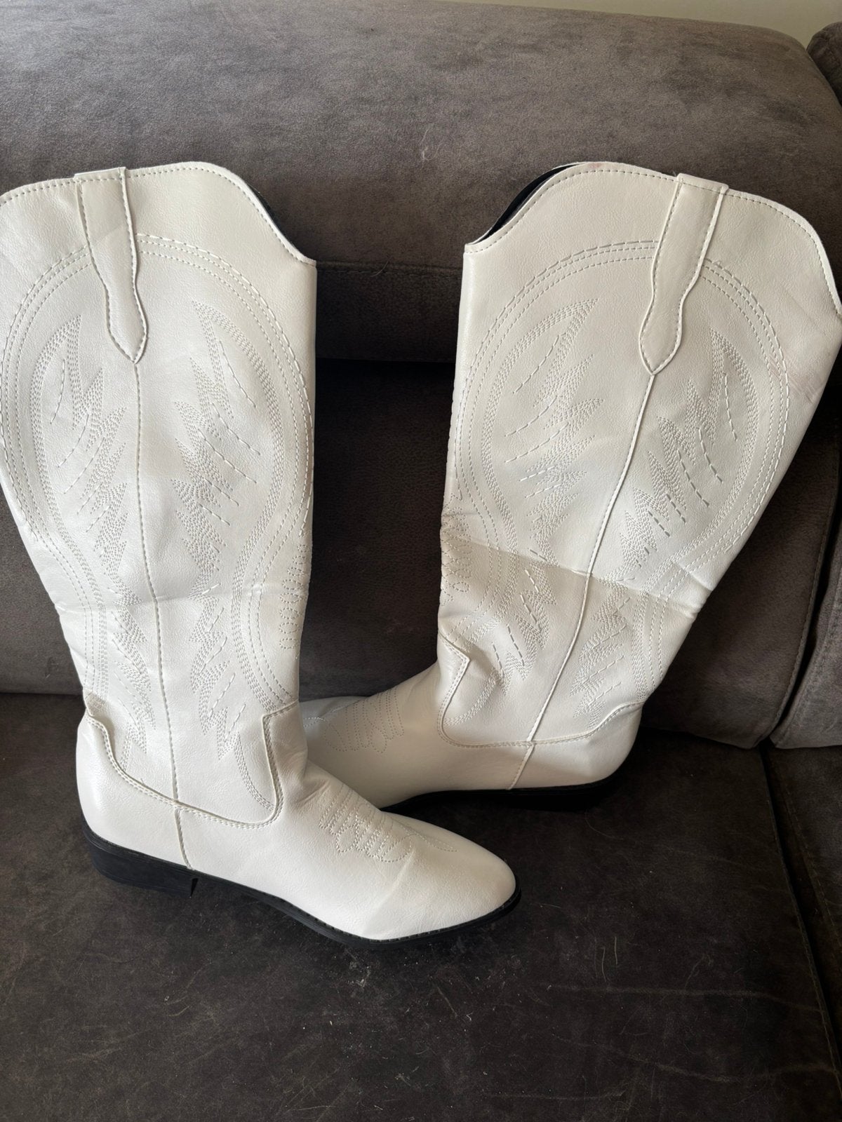 Nieuwe witte laarzen maat 42 (voor brede kuiten), Hoge laarzen, Wit, Nieuw, Ophalen of Verzenden
