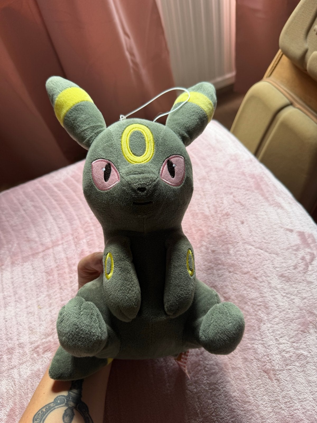 Pokémon Umbreon knuffel - Zo goed als nieuw, Overige merken, Overige typen, Grijs, Ophalen of Verzenden