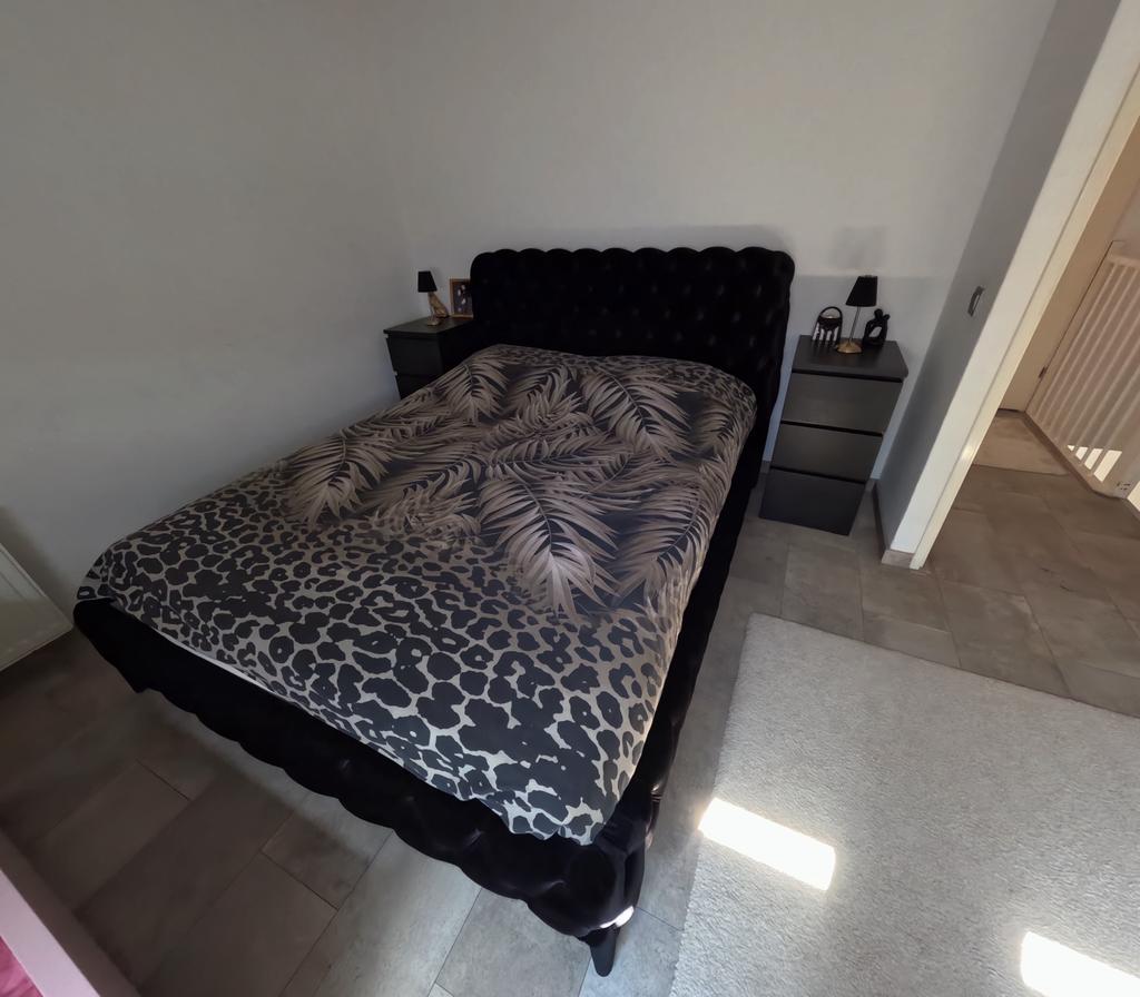 Uniek Boxspring Bed 160x200 met Opbergruimte (Zonder Matras), Ophalen, Zwart, Chesterfield, Tweepersoons