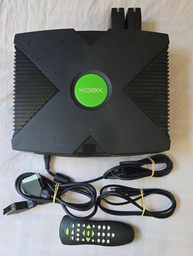 Xbox Original + 3 controllers + remote | Service nodig, Spelcomputers en Games, Spelcomputers | Xbox Original, Ophalen of Verzenden