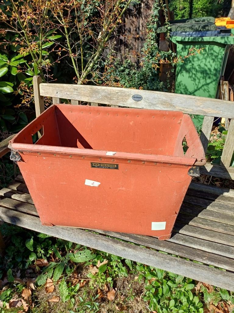 Vintage magazijnbakken, Ophalen of Verzenden, Gebruikt, Minder dan 40 cm, Minder dan 35 cm