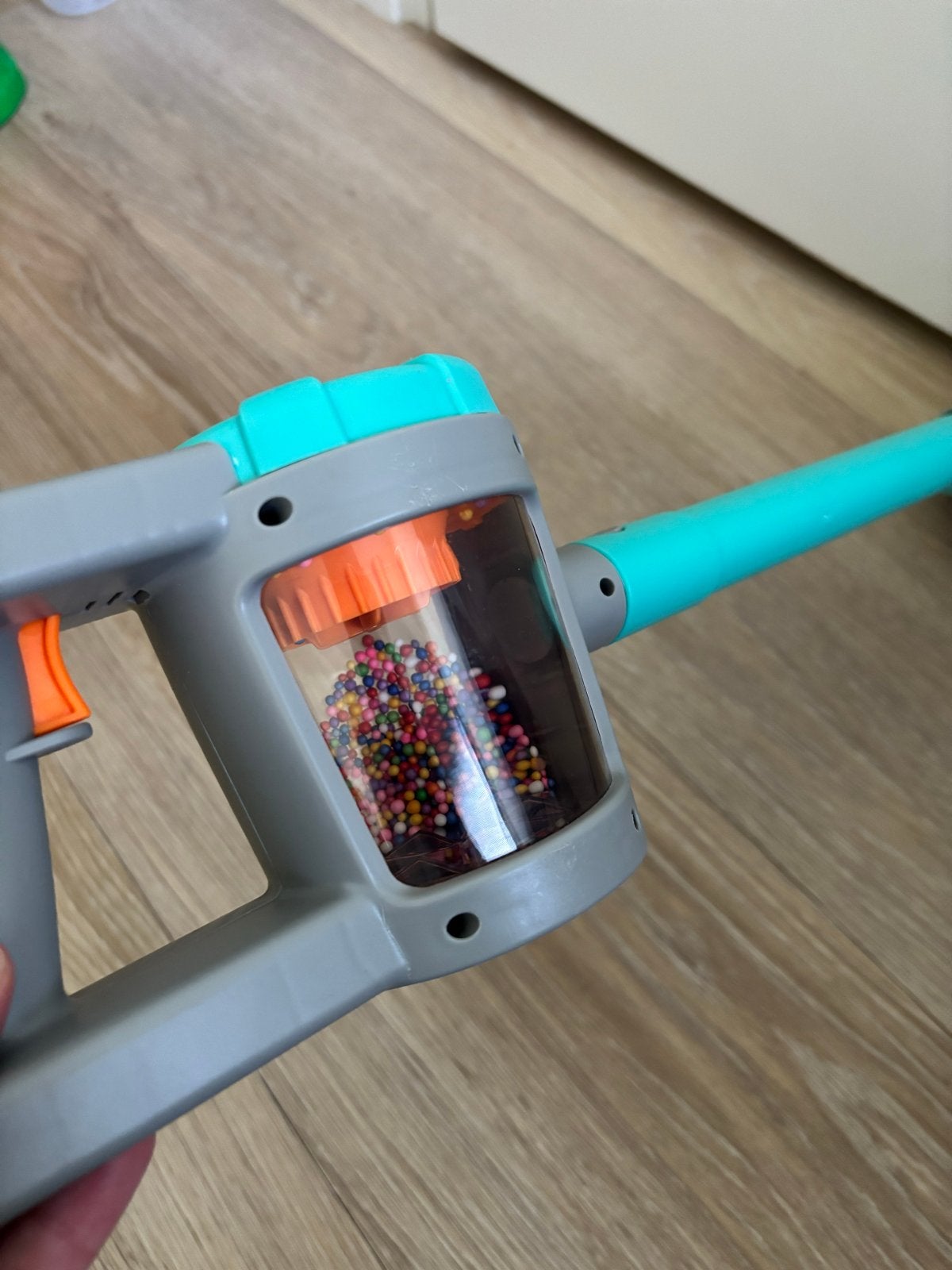 Speelgoed stofzuiger met geluid en licht, Ophalen, Zo goed als nieuw, Jongen of Meisje