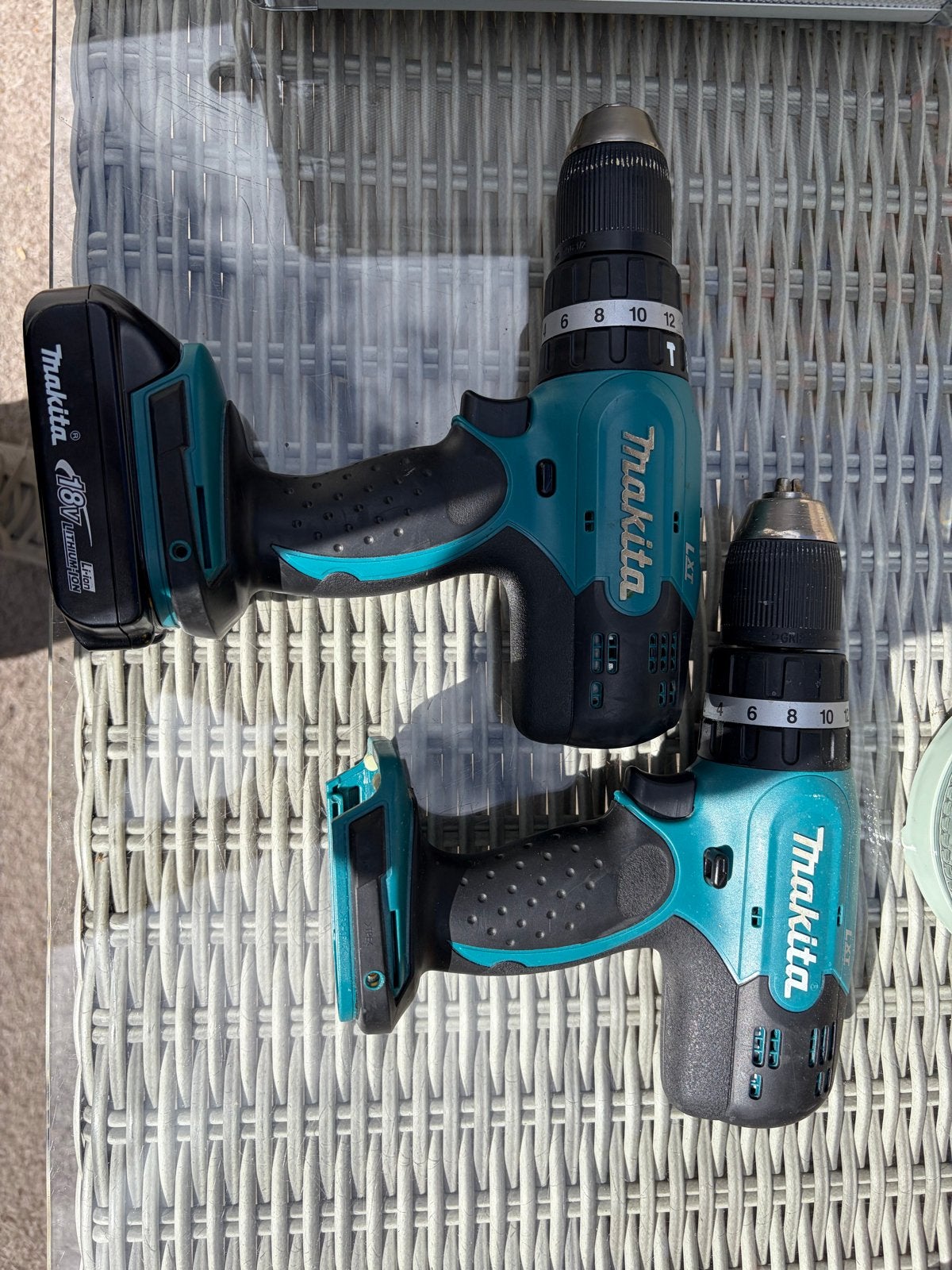 2x Makita DHP453 + 2 accu’s 18V 1,5Ah – zonder oplader, Gebruikt, Ophalen of Verzenden, Boor- en Schroefmachine, Minder dan 400 watt