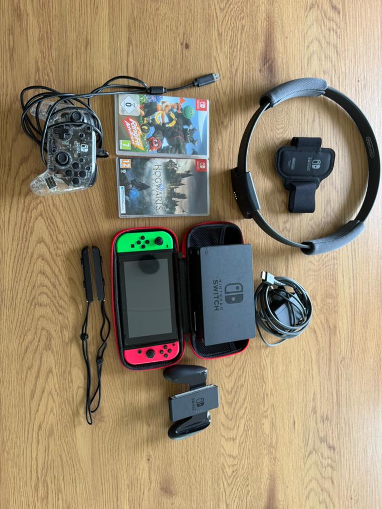 Nintendo Switch, Spelcomputers en Games, Spelcomputers | Nintendo Switch, Zo goed als nieuw, Switch Original, Met 2 controllers