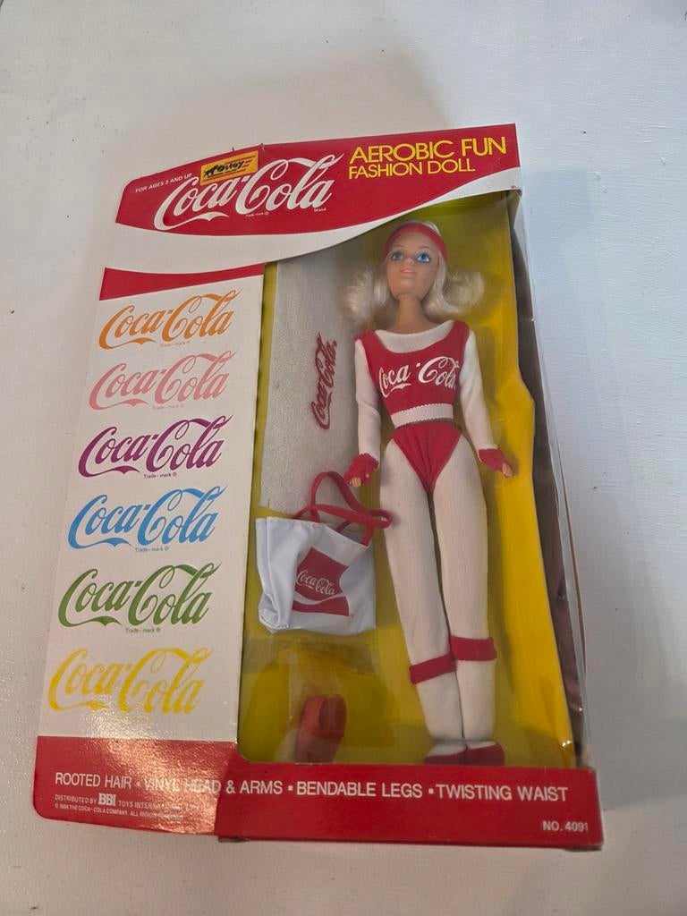 Vintage Coca-Cola Aerobic Fun Barbie - NIEUW in doos, Verzamelen, Verzenden, Nieuw, Fashion Doll