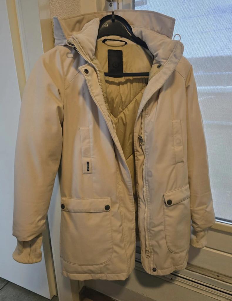 Mooie beige/ crèmekleurige airforce winterjas maat S, Kleding | Dames, Jassen | Winter, Ophalen, Zo goed als nieuw, Maat 36 (S)