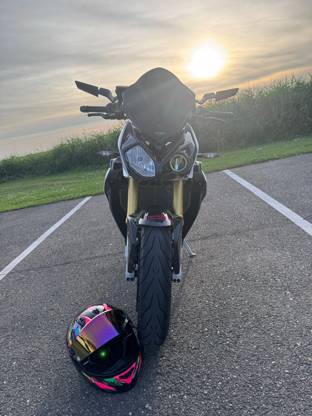 BMW S1000R 2015 - Krachtige Naked Bike, Handvatverwarming, 4 cilinders, Motorrijbewijs A, Gebruikt