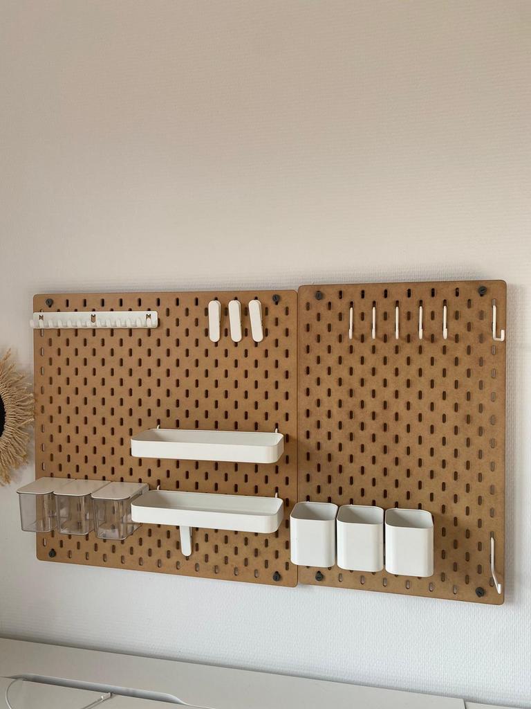 2 SKÅDIS ophangborden met toebehoren, Ophalen, Zo goed als nieuw