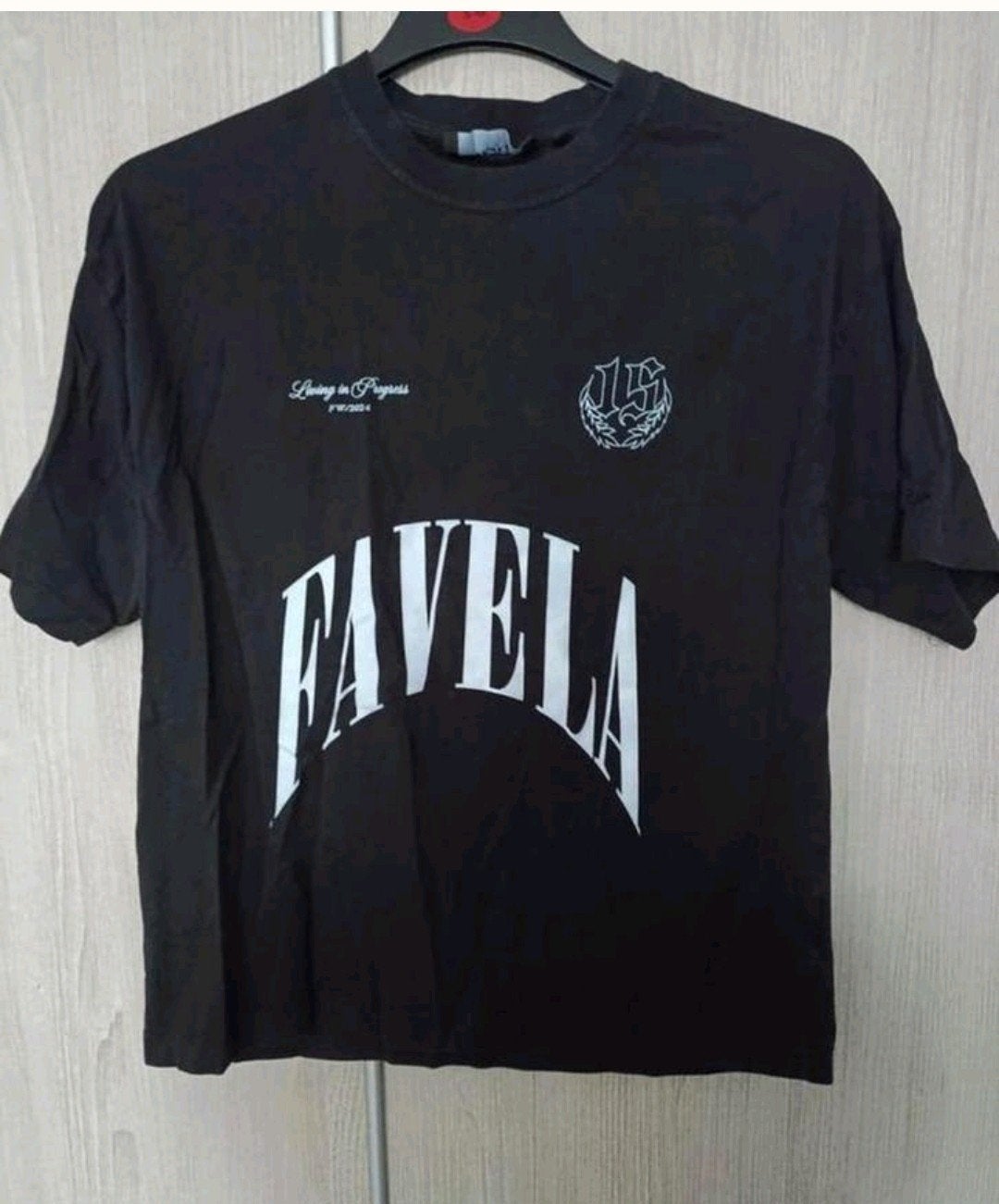 FAVELA T-shirt Zwart Maat XL, Zwart, Maat 56/58 (XL), Ophalen of Verzenden, Zo goed als nieuw