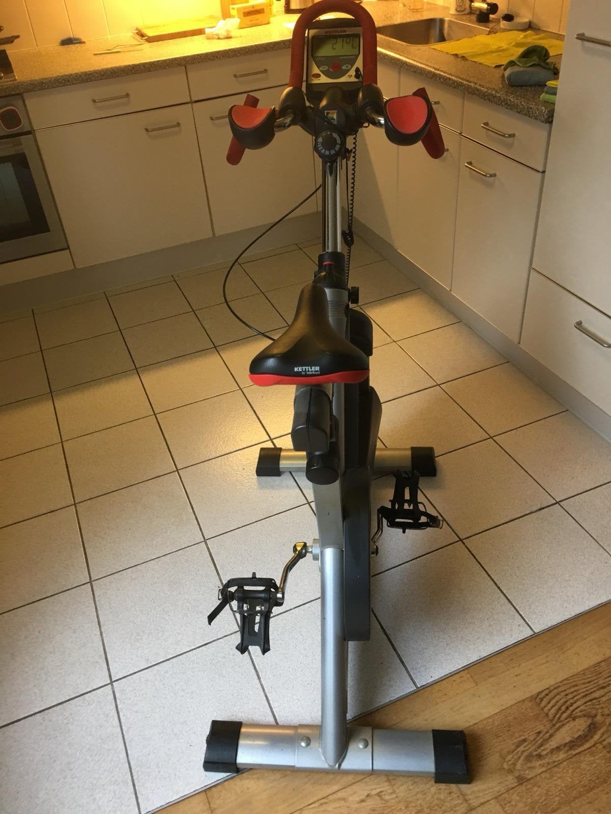 Spinningbike, Sport en Fitness, Fitnessapparatuur, Ophalen, Gebruikt