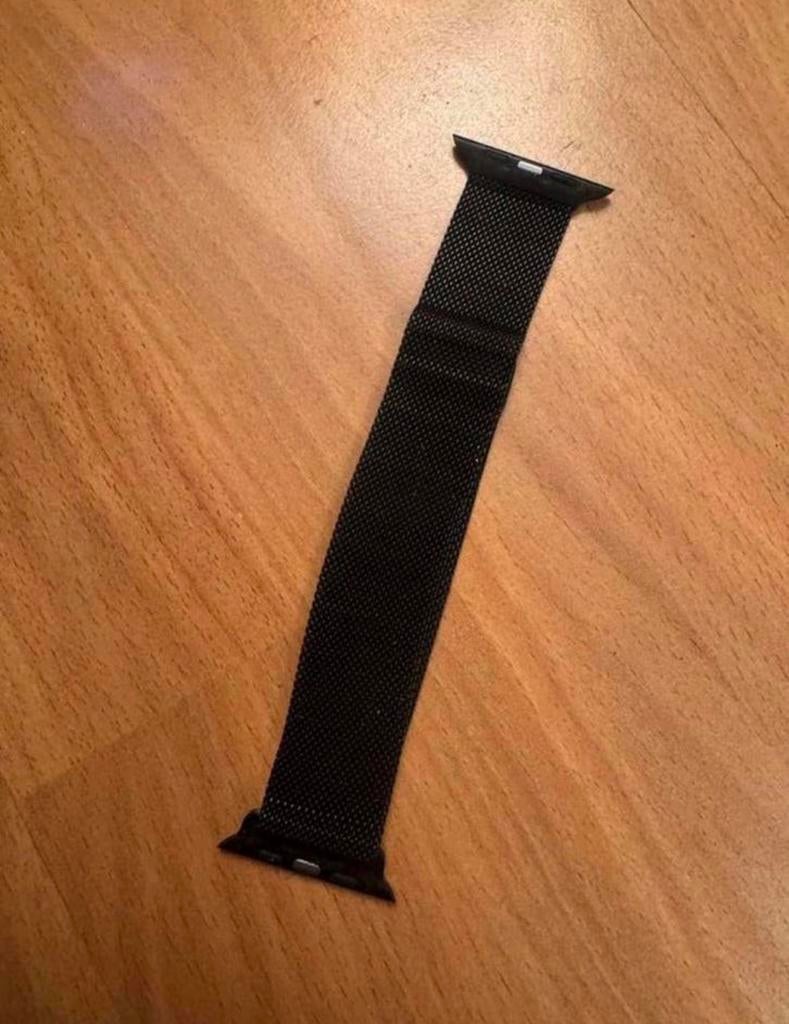 Milanese loop horlogeband voor Apple Watch, Ophalen of Verzenden, Zo goed als nieuw, Bandje