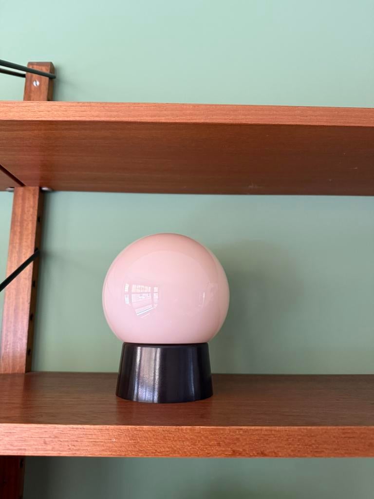 Vintage Thabur roze plafondlamp, Ophalen of Verzenden, Zo goed als nieuw, Glas, Minder dan 50 cm