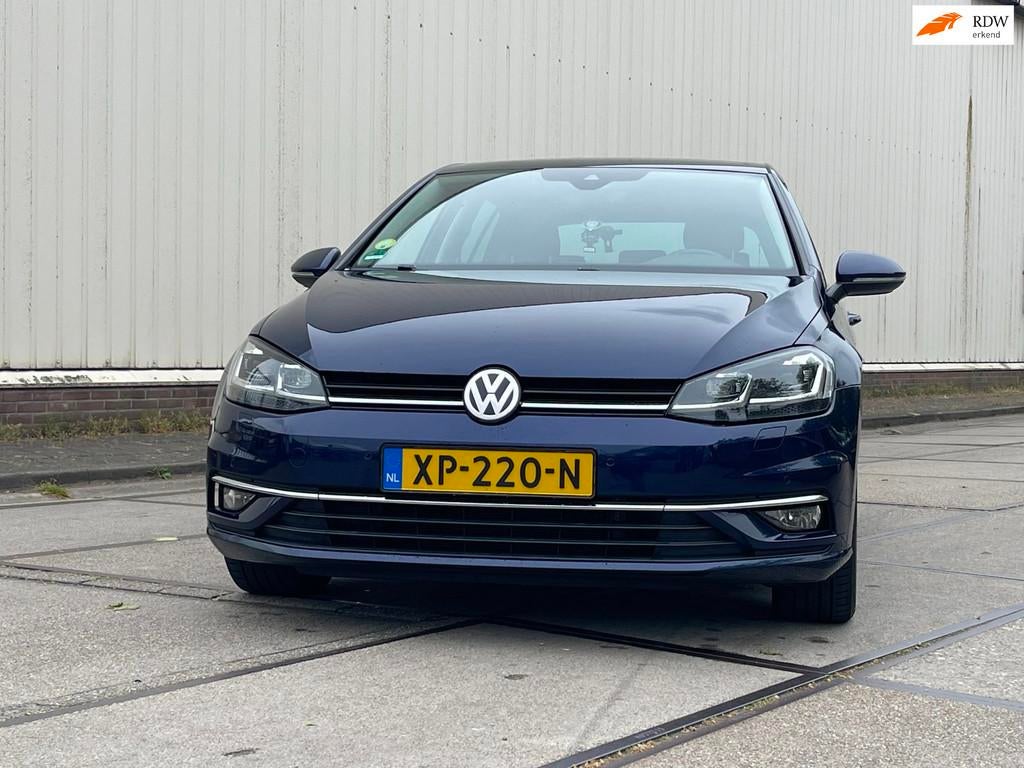Volkswagen Golf 2.0 TDI Highline R-Line Virtual/Pano/ACC/Xen, Auto's, Volkswagen, Gebruikt, Euro 6, 4 cilinders, Blauw