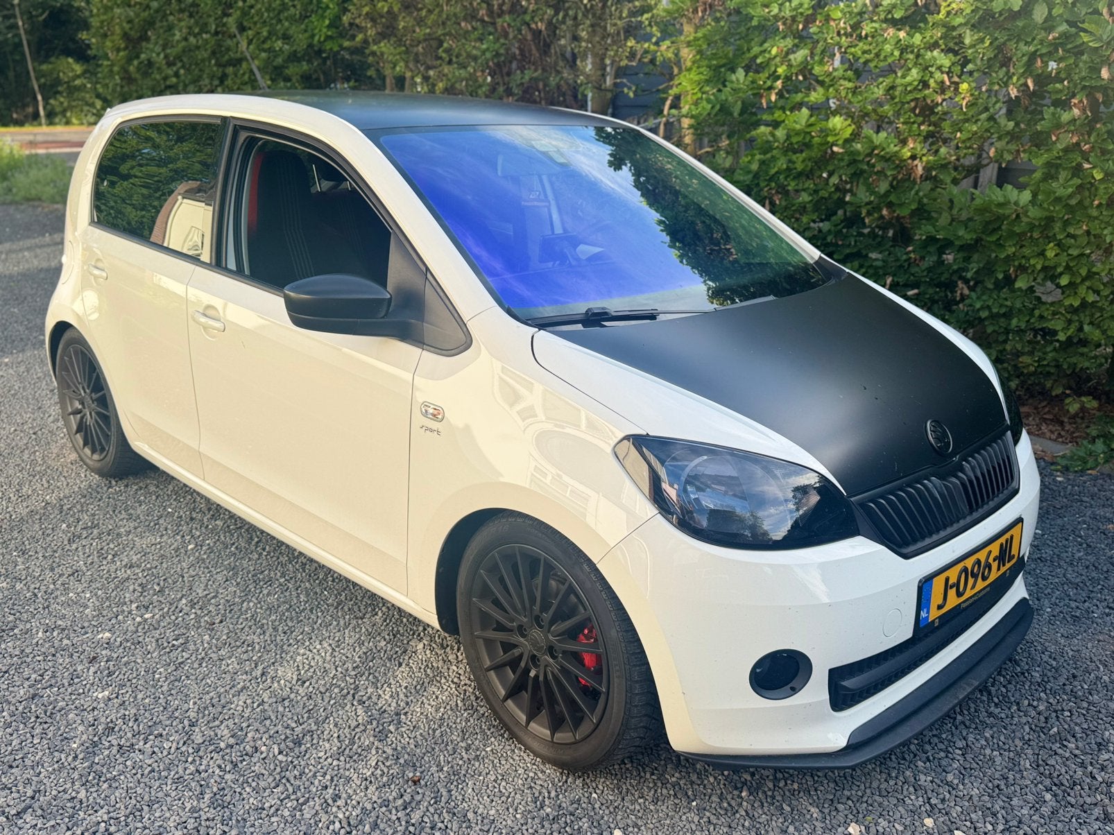 Skoda Citigo 1.0 T 50KW CNG 2014 Wit, Auto's, Voorwielaandrijving, 37 €/maand, 4 stoelen, Overige brandstoffen