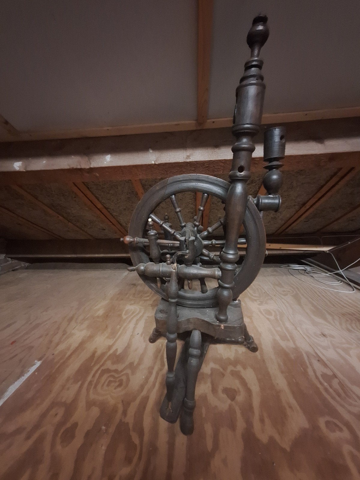 Antiek Spinnewiel - Decoratief en Functioneel, Hobby en Vrije tijd, Spinnewielen en Spinnen, Gebruikt, Spinnewiel, Ophalen of Verzenden
