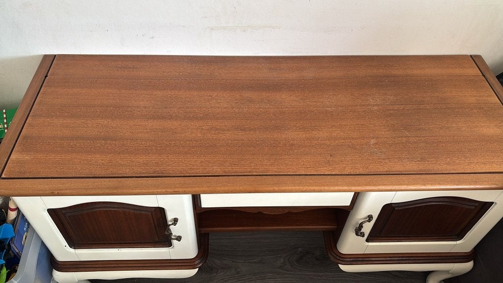 Dressoir, Ophalen, Met deur(en), 100 tot 150 cm, 75 cm of meer