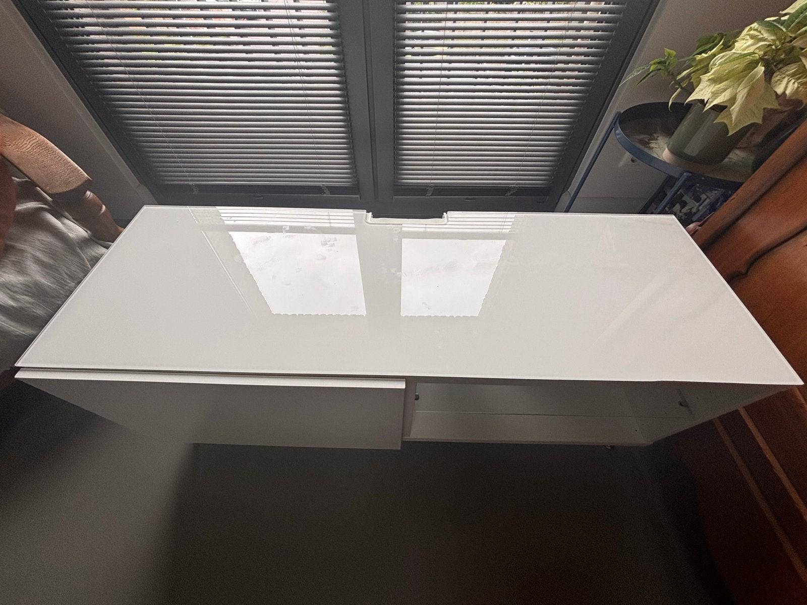 2 IKEA Besta kasten hoogglans wit met glasplaten, 100 tot 150 cm, Ophalen of Verzenden, Minder dan 100 cm, 25 tot 50 cm