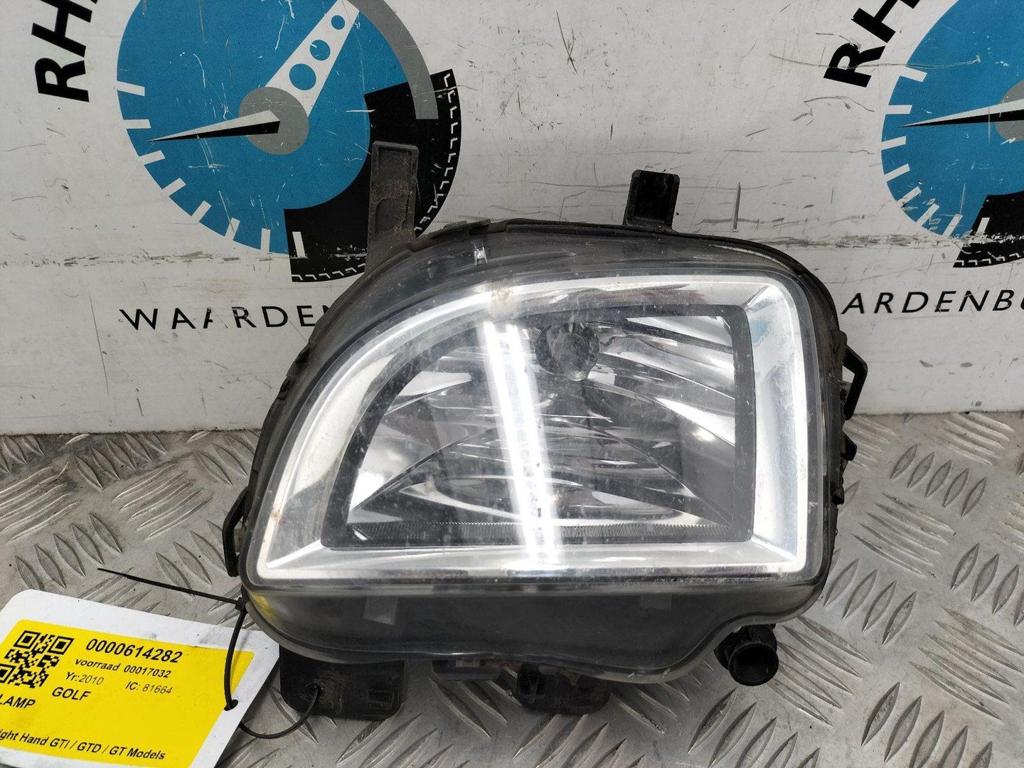 VOLKSWAGEN GOLF 5K GTI  MISTLAMP 2010, Ophalen of Verzenden, Gebruikt, ARN erkend