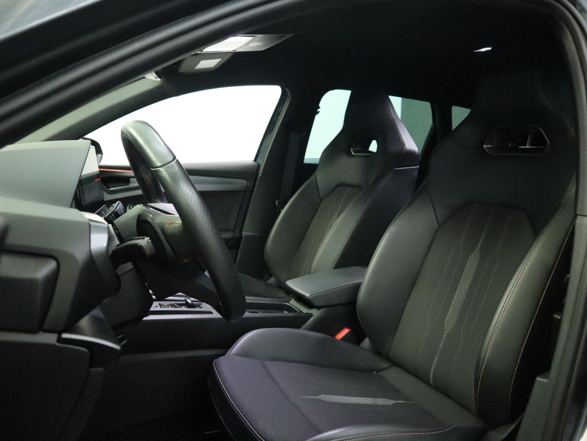 Cupra León