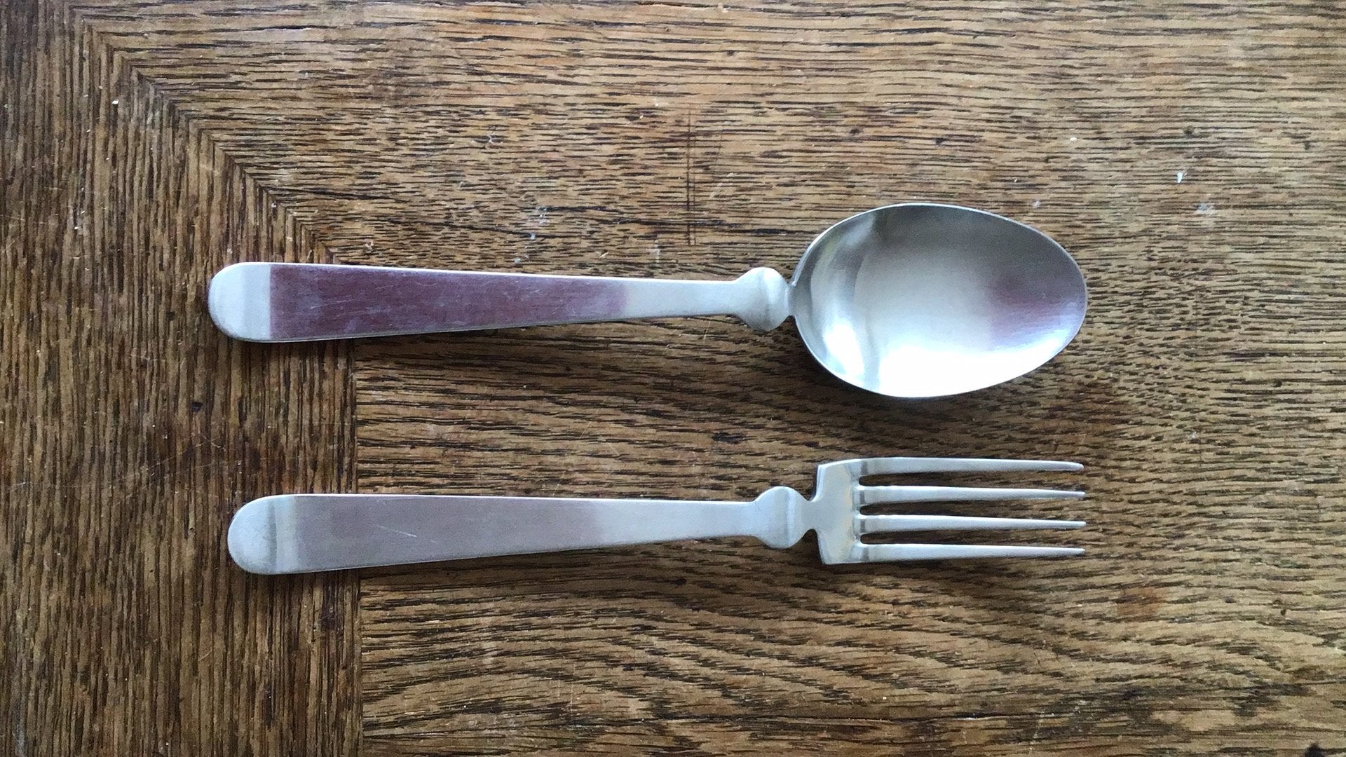 Ikea Cirkelhals bestek 2 stuks.     Zeldzaam, Ophalen of Verzenden, Zo goed als nieuw, Rvs of Chroom