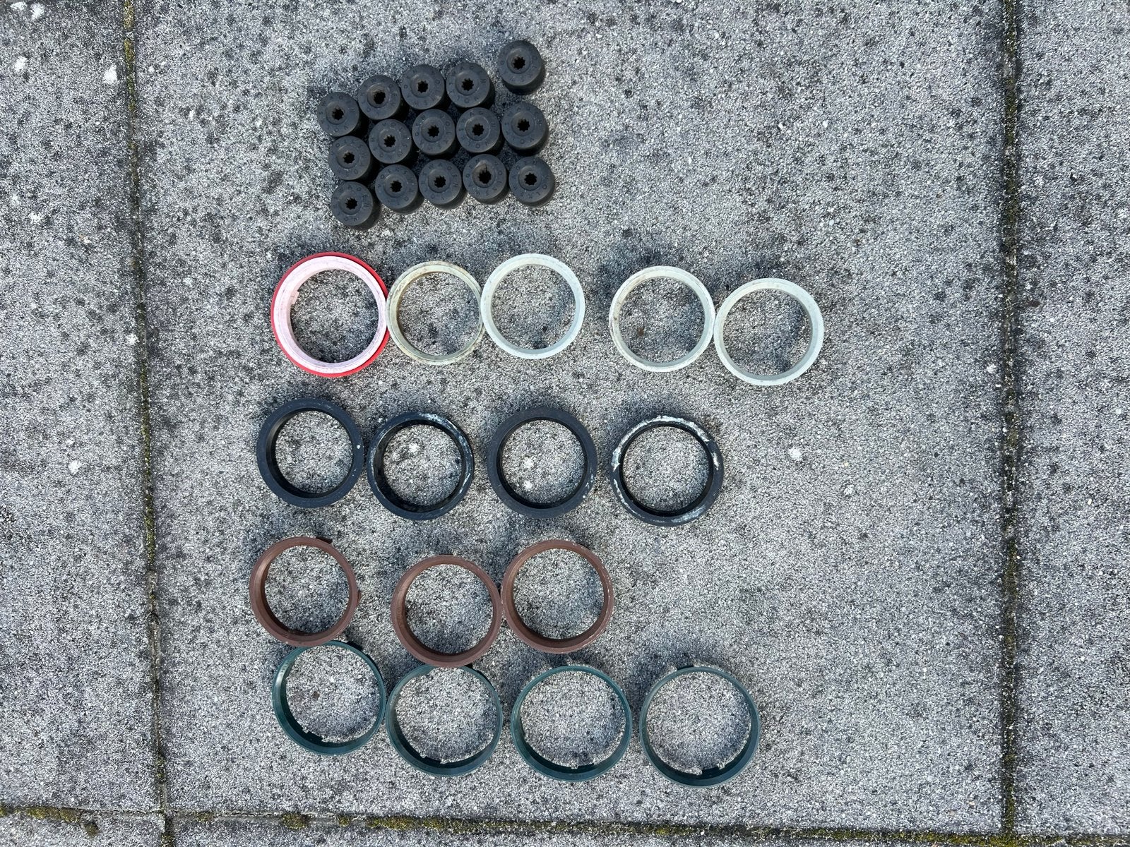 Centreerringen en Wielboutkapjes, Ophalen of Verzenden, Gebruikt, Universele onderdelen