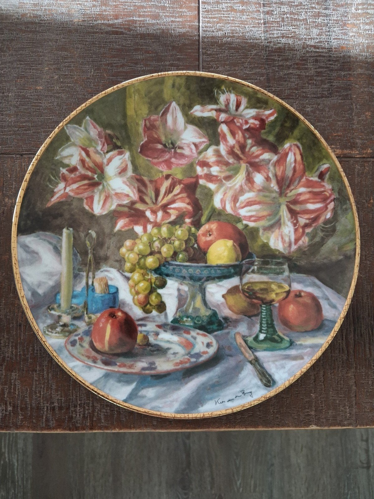 Gelimiteerd bord "Stilleven op de Feestdis" - K. van den Be, Antiek en Kunst, Ophalen