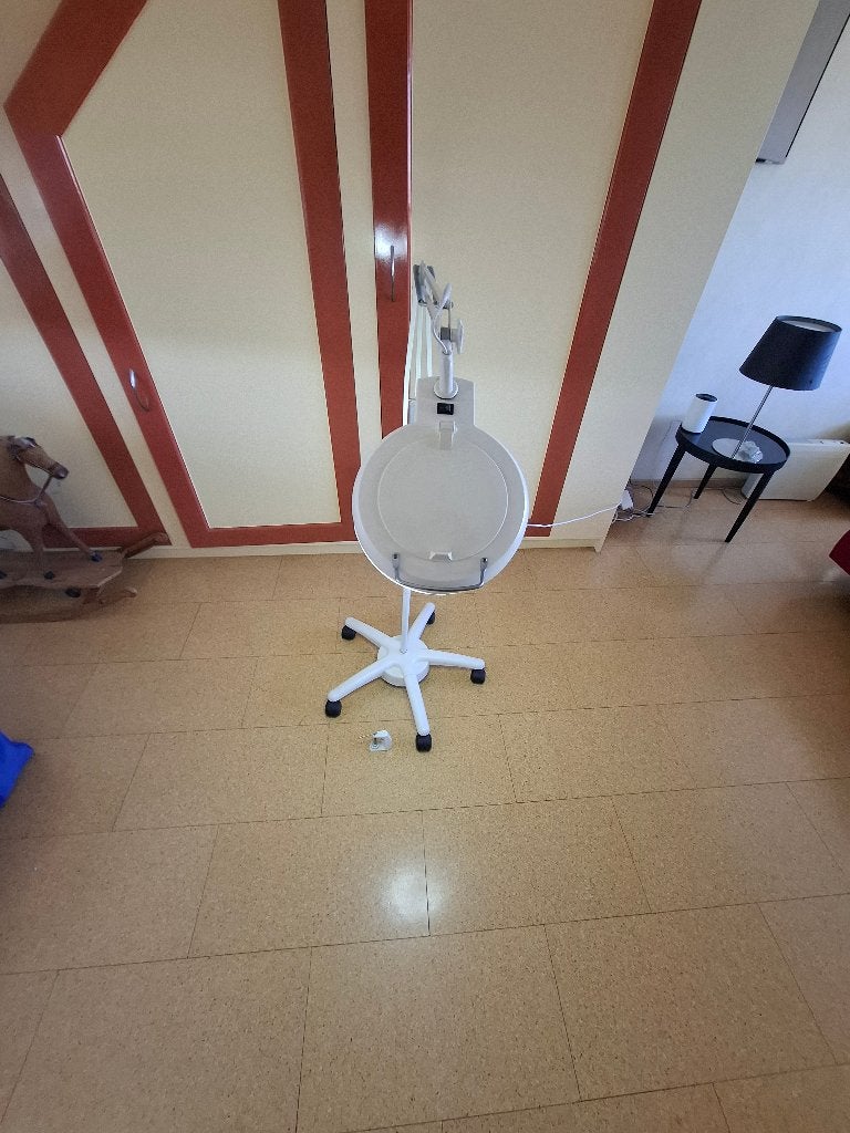Verrijdbare loeplamp  - Wit - AC230V-50HZ 22W met tafelklem, Ophalen, Overige typen