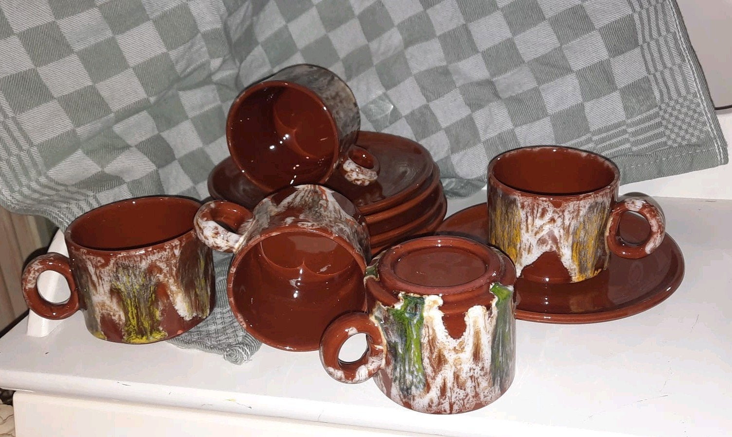 Vintage Brown drip glaze aardewerk kop & schotels., Ophalen of Verzenden
