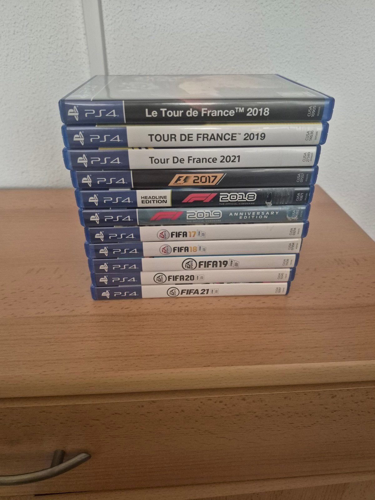 Playstation 4 games, Spelcomputers en Games, Games | Sony PlayStation 2, Ophalen of Verzenden, Zo goed als nieuw, Sport, 3 spelers of meer