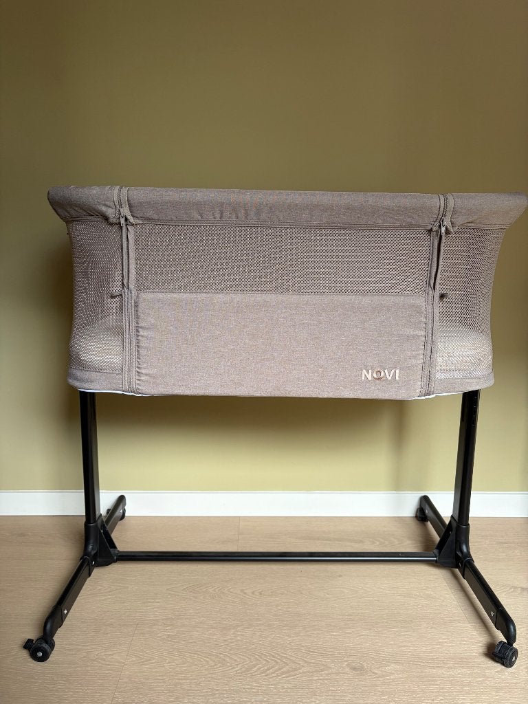Nova amy air co-sleeper + nieuw matrasje, Ophalen, Zo goed als nieuw, Wieg