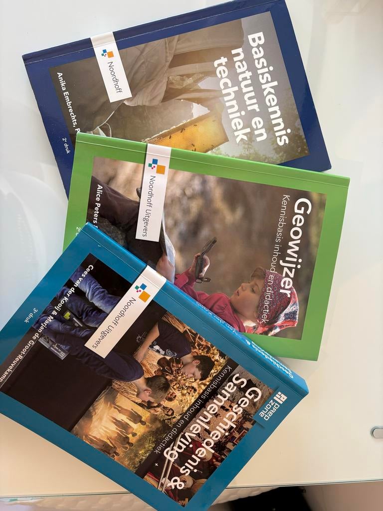 Bundel boeken toelatingstoetsen pabo, Boeken, Ophalen of Verzenden, Gelezen, Overige niveaus, Aardrijkskunde