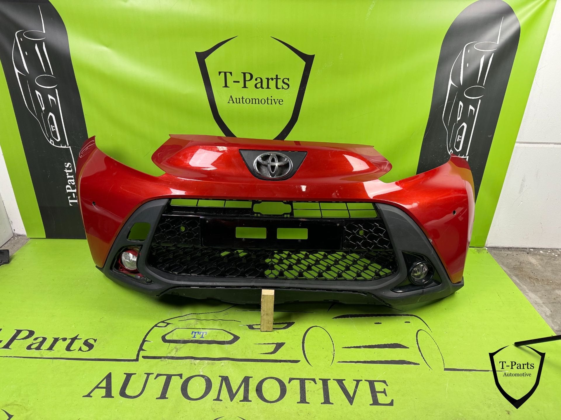 toyota aygo voorbumper bumper grille, Auto-onderdelen, Carrosserie en Plaatwerk, Info@toyota.co.jp, Gebruikt, Toyota Motor Corporation