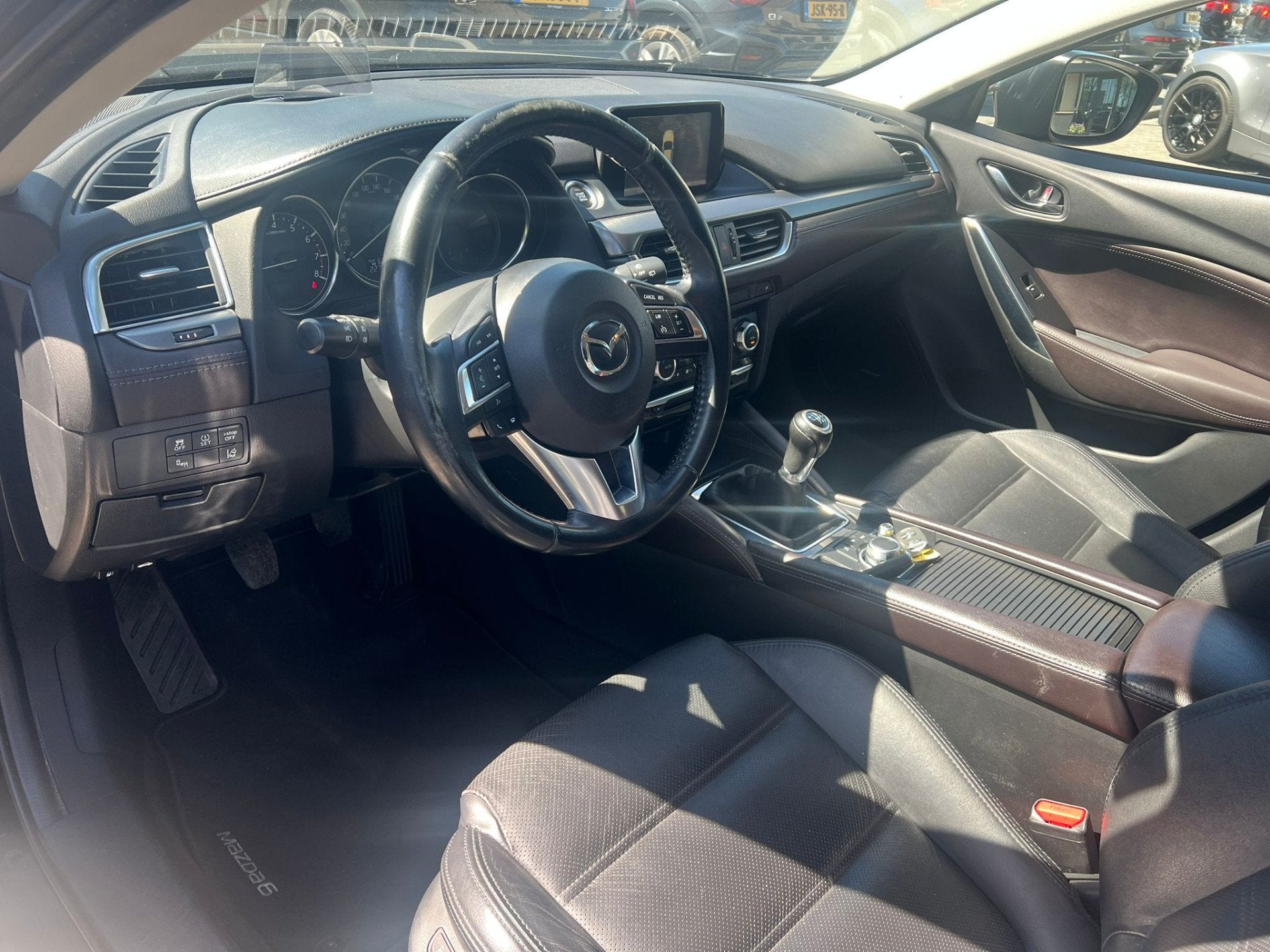 Mazda 6 Sportbreak 2.0 SkyActiv-G 165 GT-M leer, navi, camer, Auto's, Voorwielaandrijving, 1998 cc, Lichtsensor, Gebruikt